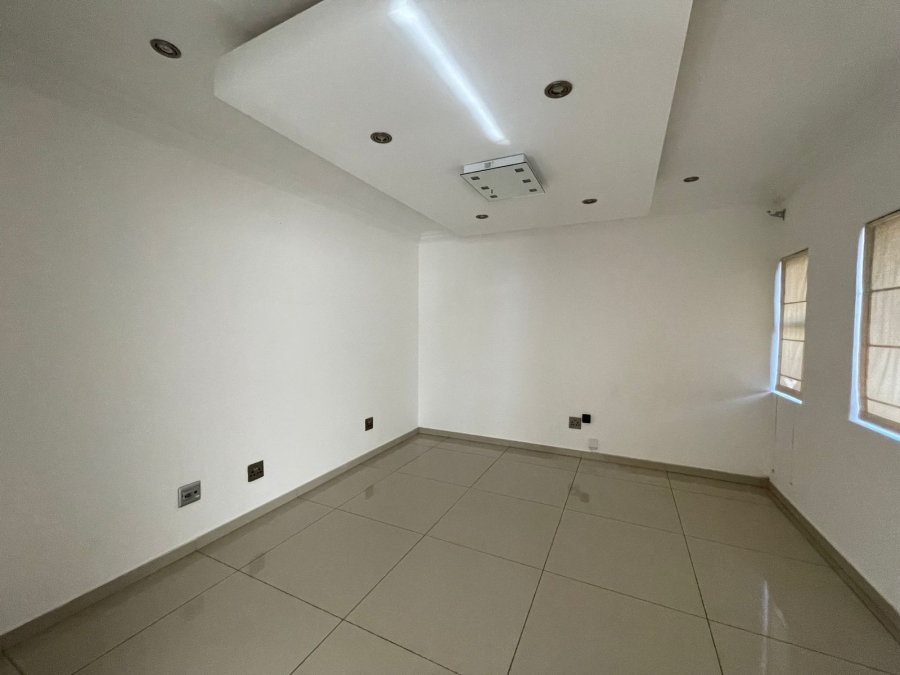 4 Bedroom Property for Sale in Birdwood Estate North West